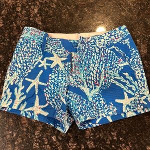 Lilly Pulitzer The Callahan Short Blue and White, ladies size 6